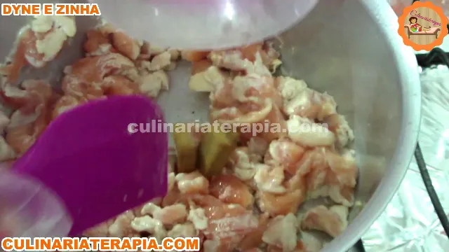 3 Sopa de Legumes com Frango e Macarrao