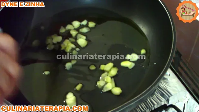 1 Macarrao Delicioso com Brocolis e Alcaparras