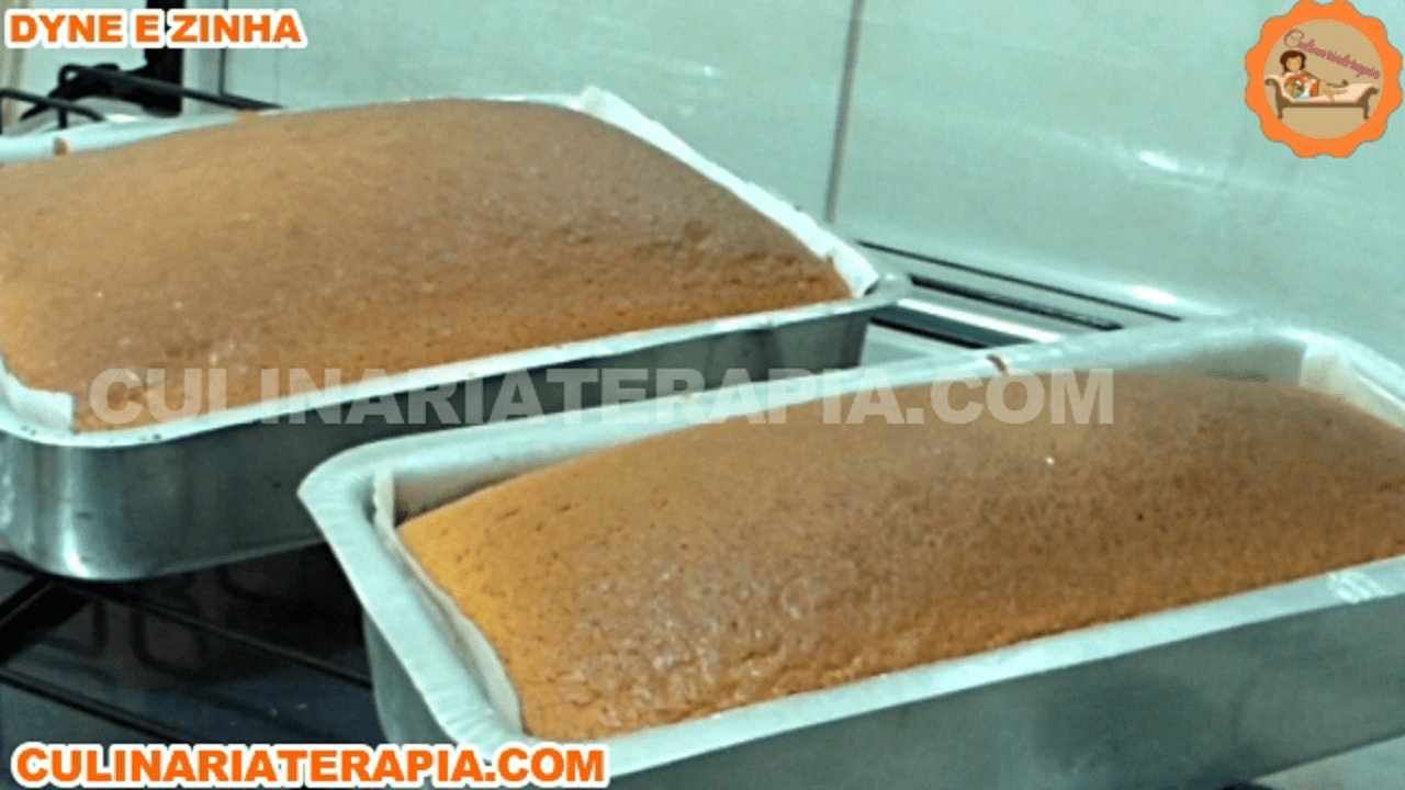 Bolo Pão de ló Especial de Leite Condensado