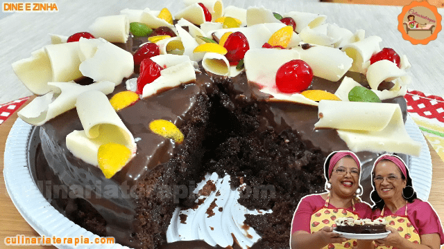 Super Bolo de Chocolate Molhadinho