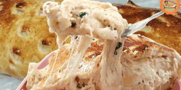 Pão Recheado Cremoso de Frango com Requeijão