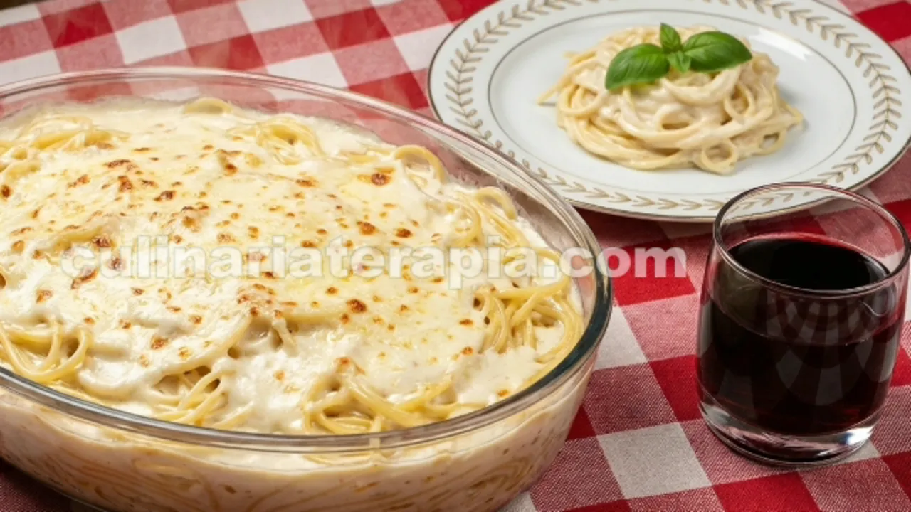 Macarrão ao Molho Branco