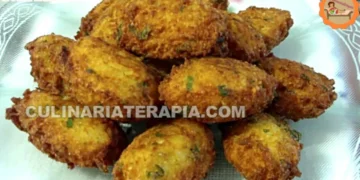 Receita de Bolinho de Arroz Fácil muito Gostoso