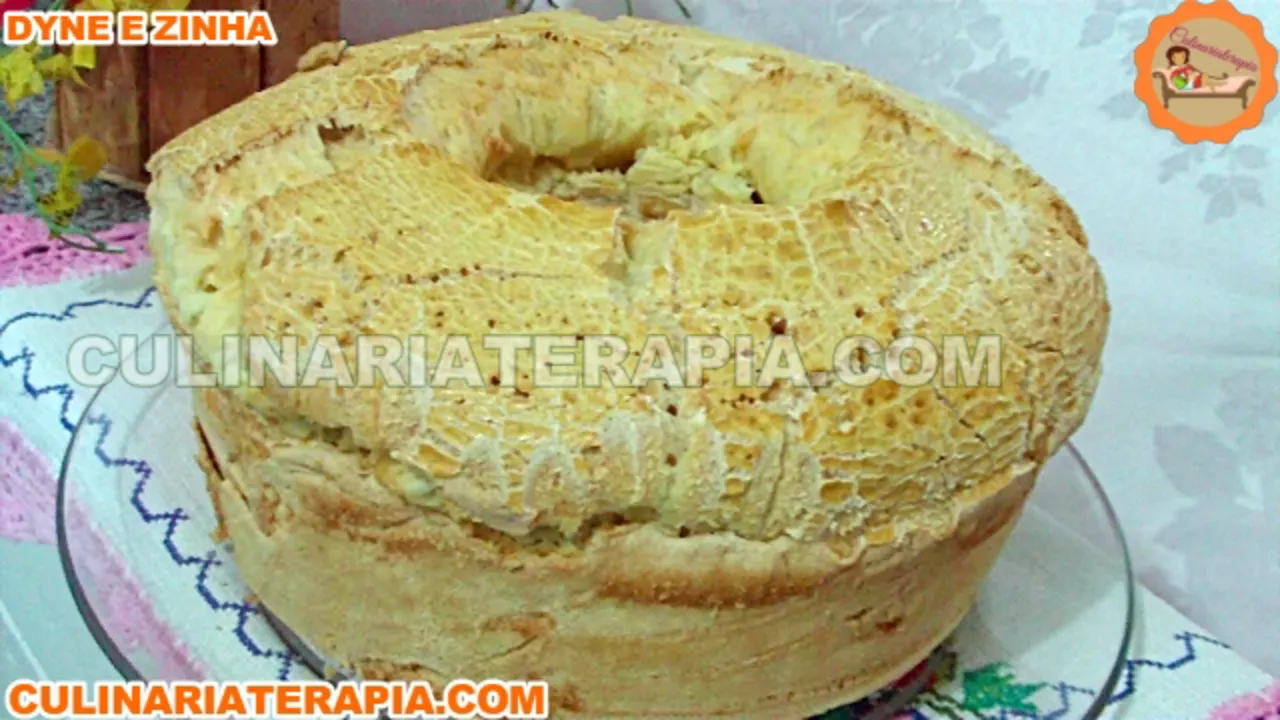 Bolo Pão de Queijo com Polvilho Azedo
