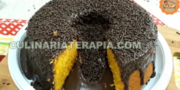 Bolo Fofinho de Chocolate Vulcão de Brigadeiro