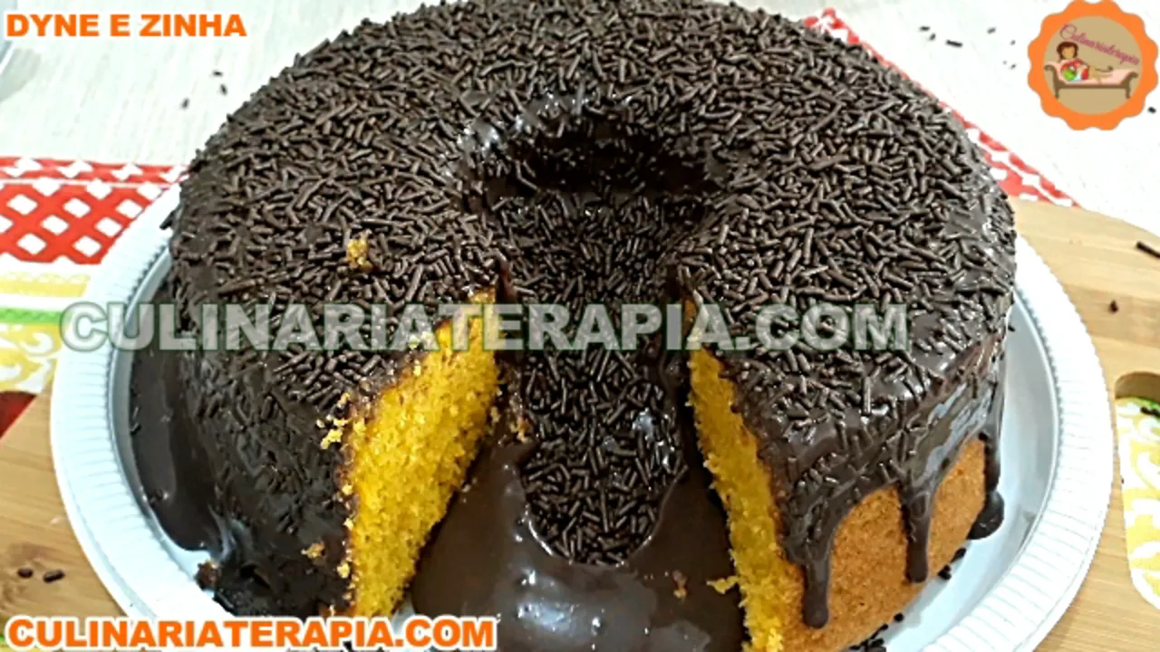Bolo de Cenoura Vulcão de Brigadeiro
