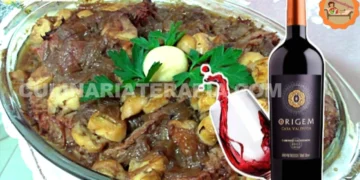 Carne ao Molho de Vinho Tinto e Champignon