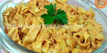 Macarrão ao Molho Cremoso de Camarão e Requeijão